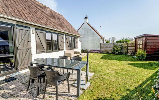 Beluga with parking and shared pool - Photo 33