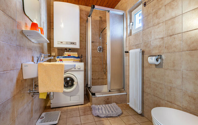 Elisabeth - Photo 22