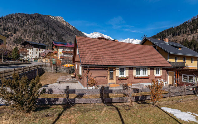 Elisabeth - Photo 24